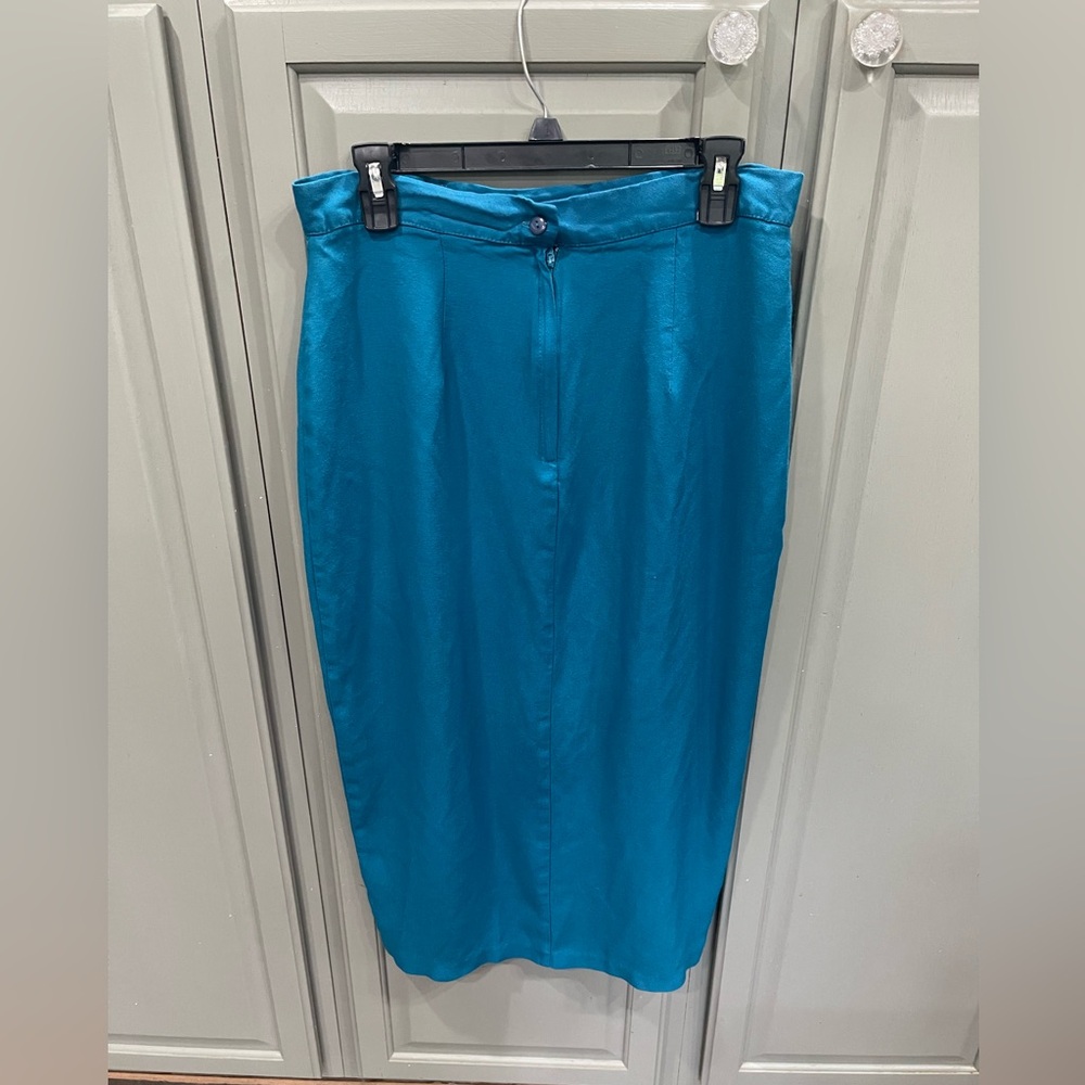 Lot women’s skirt 16